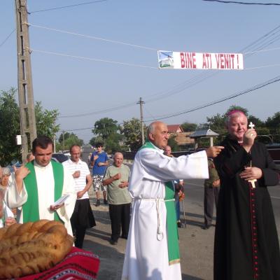 11 august: Bijghir şi Buhoci: Inaugurarea şi sfinţirea a două lăcaşuri importante