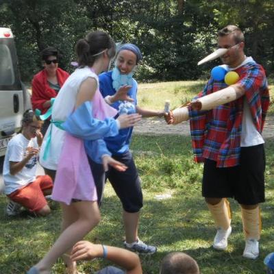 12-14 august: Dofteana: Campus pentru copii