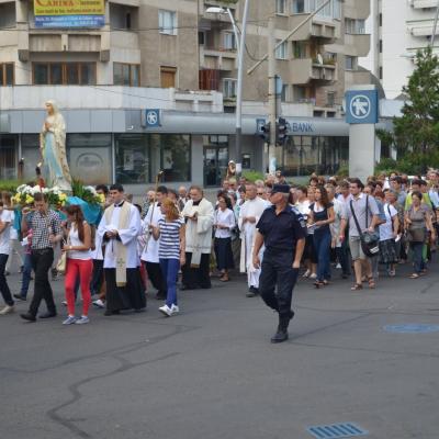 14 august: Bacău: În procesiune la Baraţi: "S-a meritat să fiu acolo"
