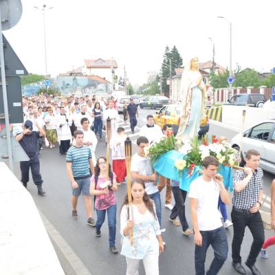 14 august: Bacău: În procesiune la Baraţi: "S-a meritat să fiu acolo"