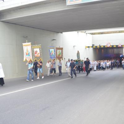 14 august: Bacău: În procesiune la Baraţi: "S-a meritat să fiu acolo"