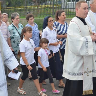 14 august: Bacău: În procesiune la Baraţi: "S-a meritat să fiu acolo"