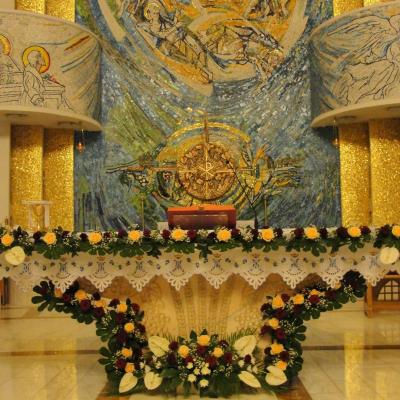 15 august: Iaşi: Hramul catedralei "Adormirea Maicii Domnului"