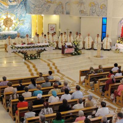 15 august: Iaşi: Hramul catedralei "Adormirea Maicii Domnului"
