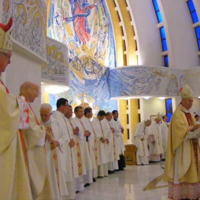 15 august: Iaşi: Hramul catedralei "Adormirea Maicii Domnului"