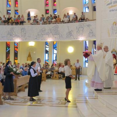 15 august: Iaşi: Hramul catedralei "Adormirea Maicii Domnului"