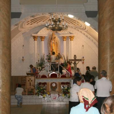 15 august: Baraţi: Procesiune în sărbătoarea Adormirea Maicii Domnului