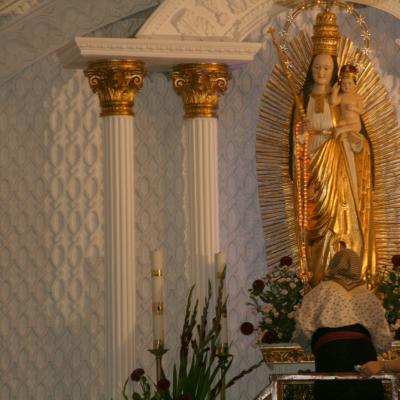 15 august: Baraţi: Procesiune în sărbătoarea Adormirea Maicii Domnului