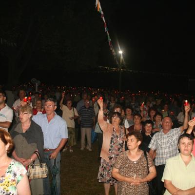 15 august: Baraţi: Procesiune în sărbătoarea Adormirea Maicii Domnului