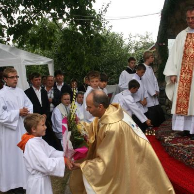 15 august: Baraţi: Procesiune în sărbătoarea Adormirea Maicii Domnului