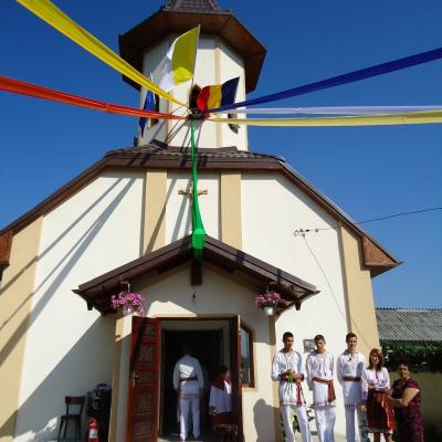 17 august: Bogata: Consacrarea altarului şi sfinţirea bisericii "Înălţarea Sfintei Cruci"