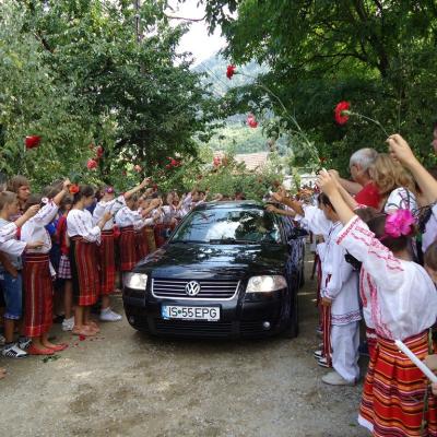 17 august: Bogata: Consacrarea altarului şi sfinţirea bisericii "Înălţarea Sfintei Cruci"