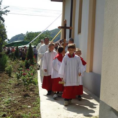 17 august: Bogata: Consacrarea altarului şi sfinţirea bisericii "Înălţarea Sfintei Cruci"