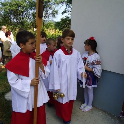 17 august: Bogata: Consacrarea altarului şi sfinţirea bisericii "Înălţarea Sfintei Cruci"