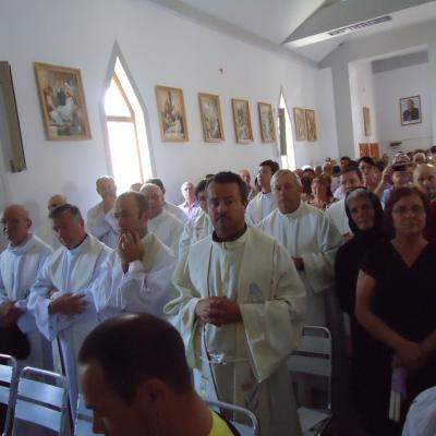 17 august: Bogata: Consacrarea altarului şi sfinţirea bisericii "Înălţarea Sfintei Cruci"