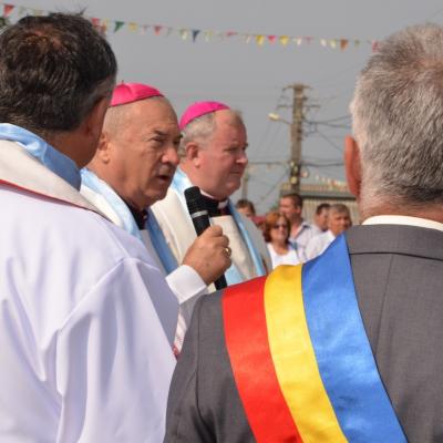 22 august: Iugani: Sfinţirea bisericii, consacrarea altarului şi hramul