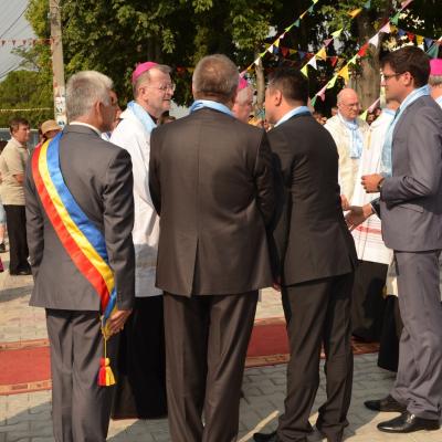 22 august: Iugani: Sfinţirea bisericii, consacrarea altarului şi hramul