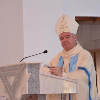 22 august: Iugani: Sfinţirea bisericii, consacrarea altarului şi hramul