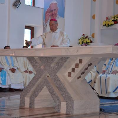 22 august: Iugani: Sfinţirea bisericii, consacrarea altarului şi hramul