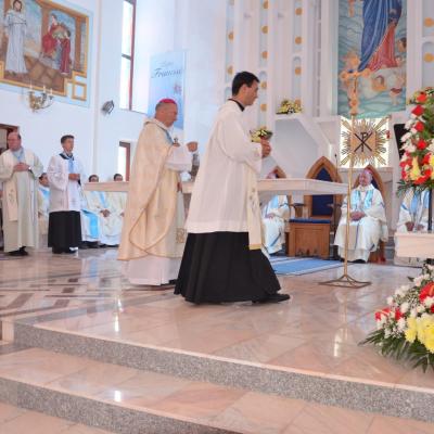22 august: Iugani: Sfinţirea bisericii, consacrarea altarului şi hramul