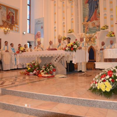 22 august: Iugani: Sfinţirea bisericii, consacrarea altarului şi hramul