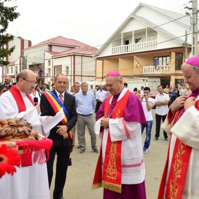 23 august: Tămăşeni: Administrarea Mirului