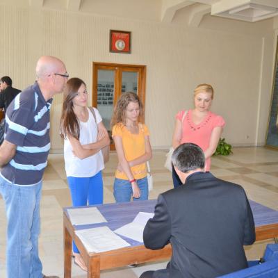 27 august: Simpozionul Familia la şcoala credinţei - Deschiderea