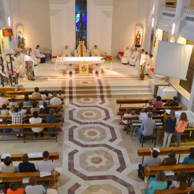 27 august: Simpozionul Familia la şcoala credinţei - Deschiderea