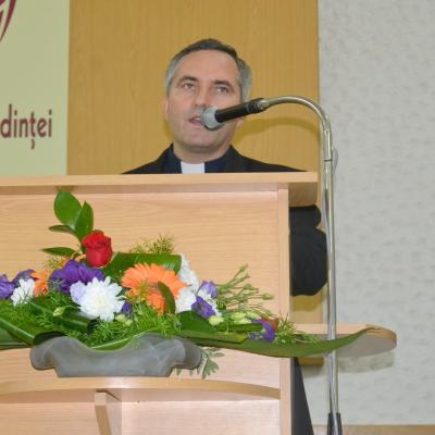 27 august: Simpozionul Familia la şcoala credinţei - Deschiderea