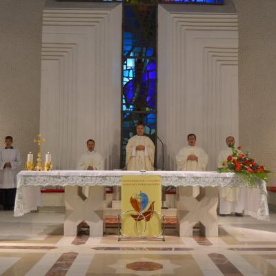 28 august: Iaşi: Simpozionul "Familia la şcoala credinţei" - Ziua I