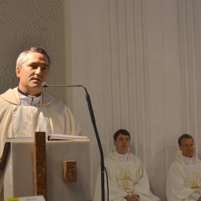 28 august: Iaşi: Simpozionul "Familia la şcoala credinţei" - Ziua I