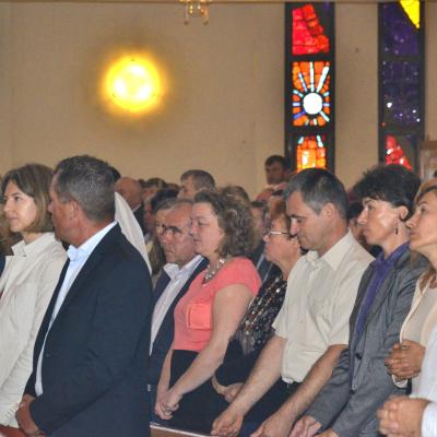 30 august: Iaşi: Liturghia de încheiere a Primei Întâlniri Diecezane a Familiilor