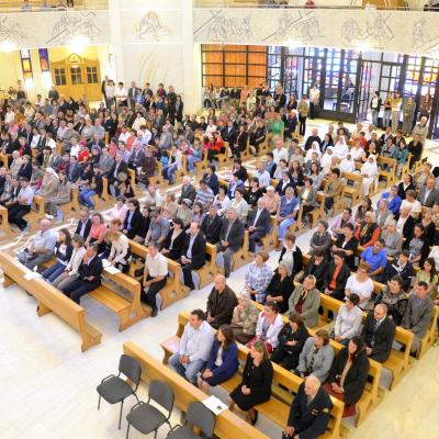 30 august: Iaşi: Liturghia de încheiere a Primei Întâlniri Diecezane a Familiilor