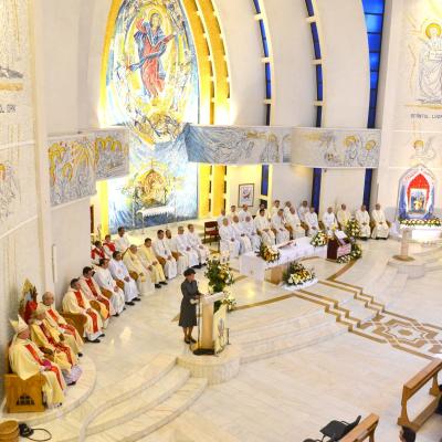 30 august: Iaşi: Liturghia de încheiere a Primei Întâlniri Diecezane a Familiilor