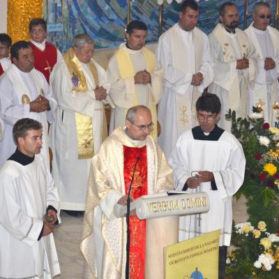 30 august: Iaşi: Liturghia de încheiere a Primei Întâlniri Diecezane a Familiilor