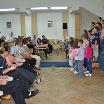 30 august: Iaşi: Simpozionul "Familia la şcoala credinţei" - încheierea la ITRC
