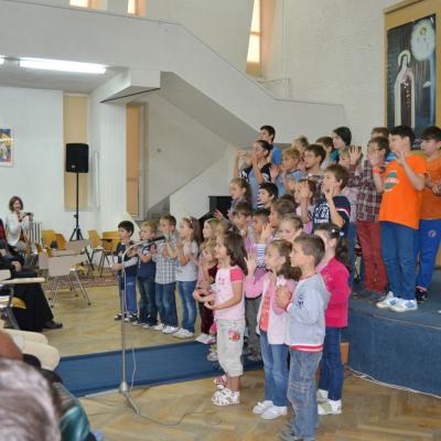 30 august: Iaşi: Simpozionul "Familia la şcoala credinţei" - încheierea la ITRC
