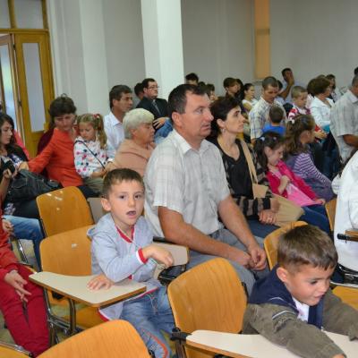 30 august: Iaşi: Simpozionul "Familia la şcoala credinţei" - încheierea la ITRC