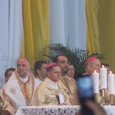 30-31 august: Iaşi-Bucureşti: Pelerinajul bucuriei