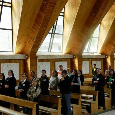 3-5 septembrie: Oneşti: A V-a Întâlnire Naţională a Familiei Franciscane din România