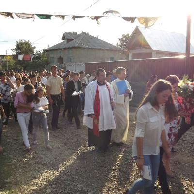 8-11 septembrie: Săveni: "Peregrinatio Mariae"