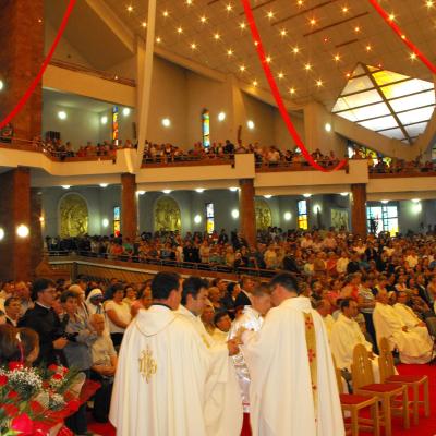 10 septembrie: Bacău: Eveniment unic de comuniune şi credinţă