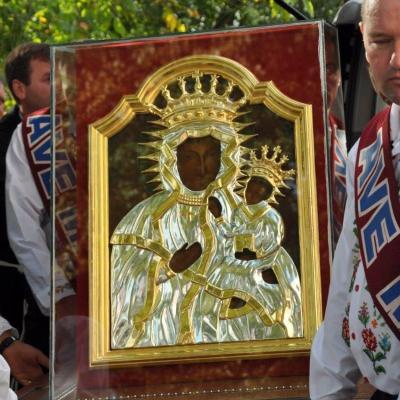 15-18 septembrie: Pleşa: Pelerinajul Maicii Domnului de la Cacica