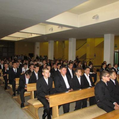 16 septembrie: Oneşti: Deschiderea noului an şcolar la Liceul Teologic "Fericitul Ieremia"