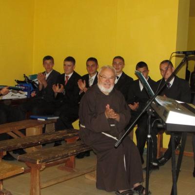 16 septembrie: Oneşti: Deschiderea noului an şcolar la Liceul Teologic "Fericitul Ieremia"