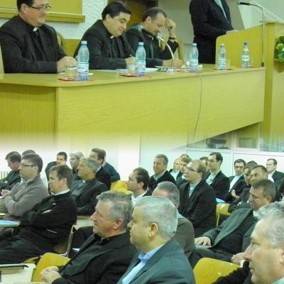 16-19 septembrie: Iaşi: A treia sesiune a cursurilor de formare permanentă pentru cler - ediţia 2013