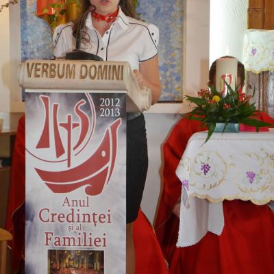 28 septembrie: Vaslui: Administrarea Mirului de către PS Petru Gherghel
