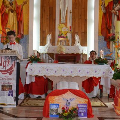 28 septembrie: Vaslui: Administrarea Mirului de către PS Petru Gherghel