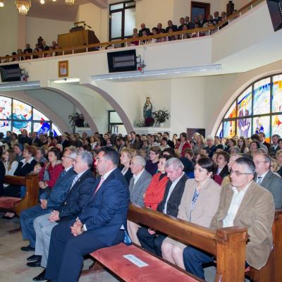 29 septembrie: Iaşi "Sfânta Tereza" - sărbătoarea hramului comunităţii