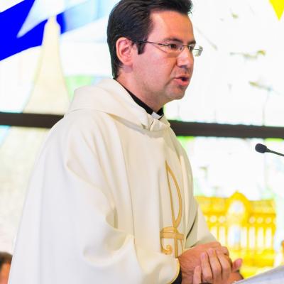 29 septembrie: Iaşi "Sfânta Tereza" - sărbătoarea hramului comunităţii